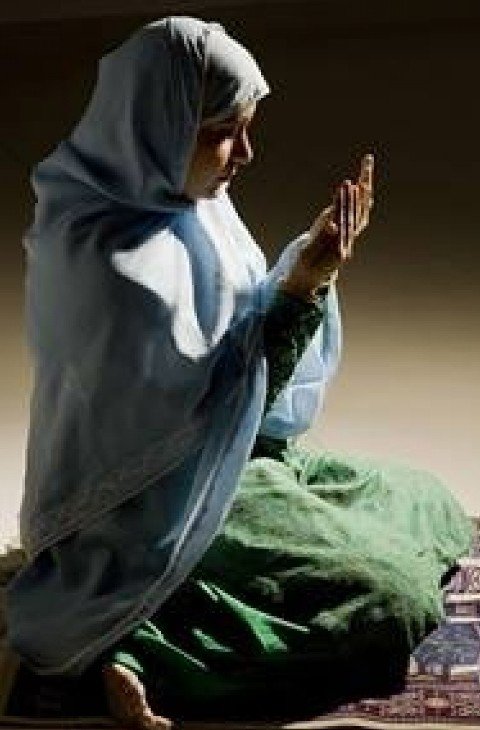 Attract Husband Islamic Dua